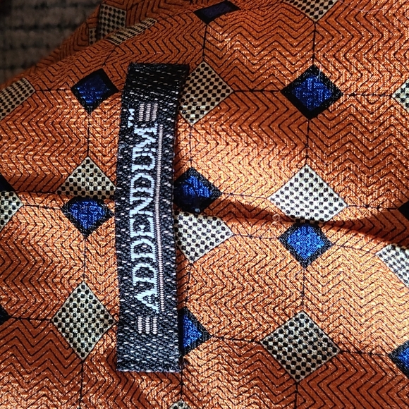 Addendum Fall Tie - Picture 3 of 4